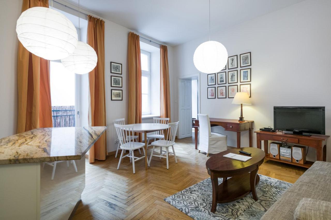 Yourplace Central Apartments Красков Екстериор снимка
