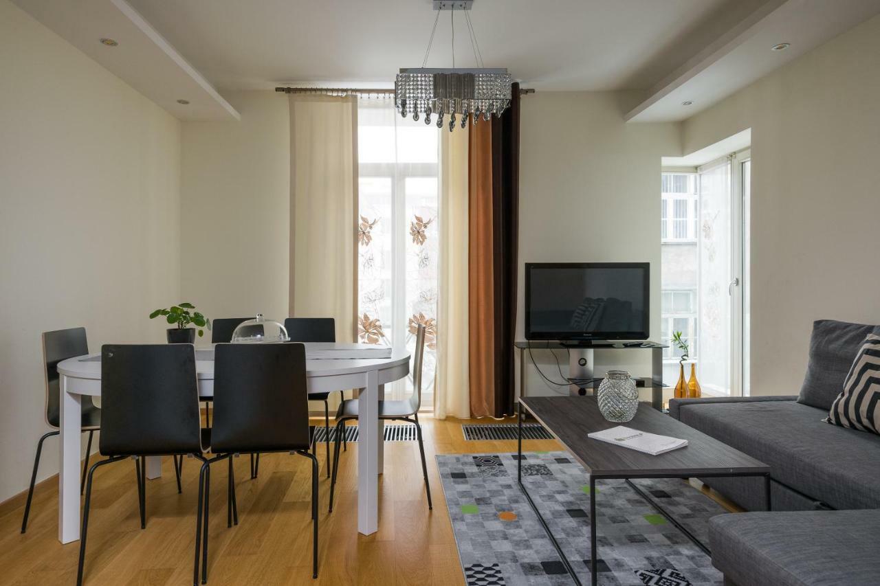 Yourplace Central Apartments Красков Екстериор снимка